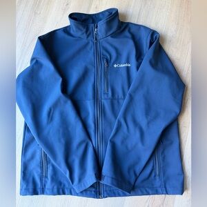 Columbia Navy Softshell Jacket